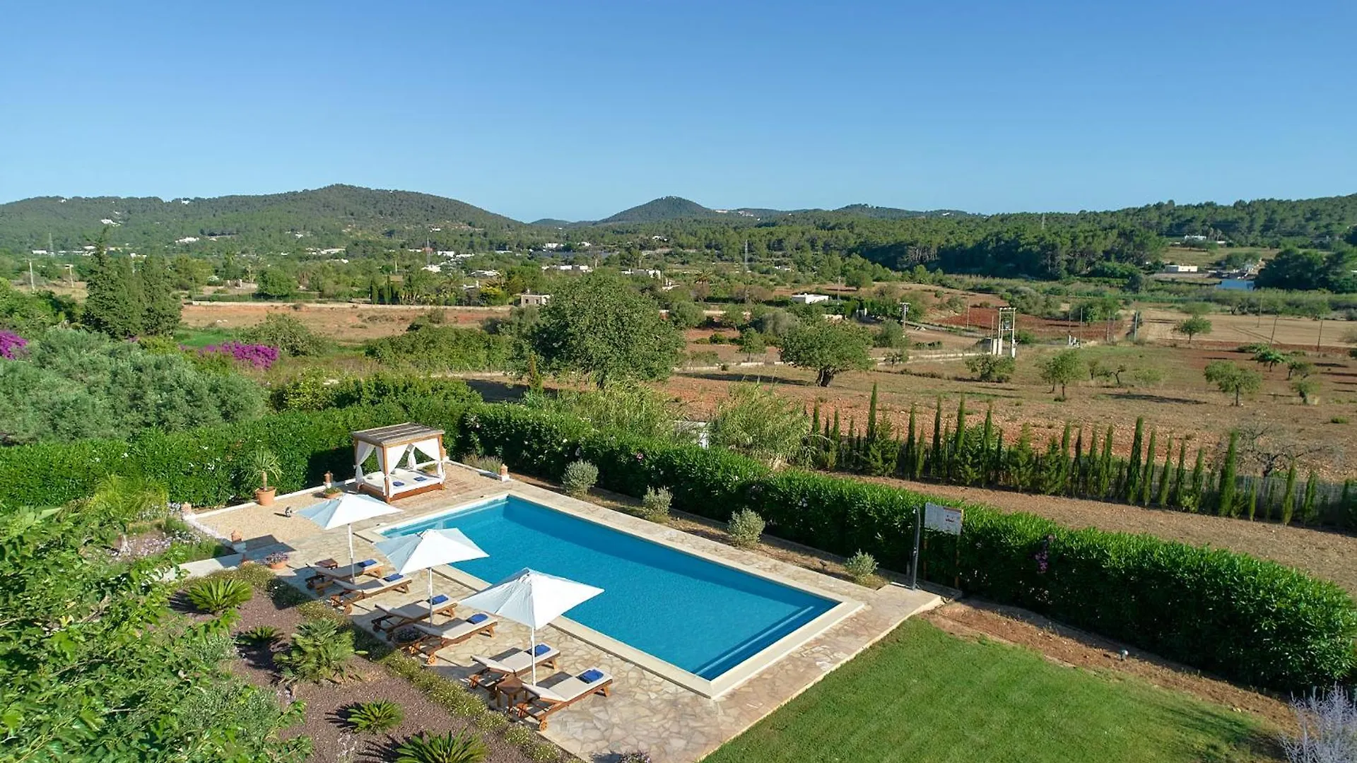 Villa Santa Gertrudis Santa Gertrudis  0*, Santa Gertrudis (Ibiza)